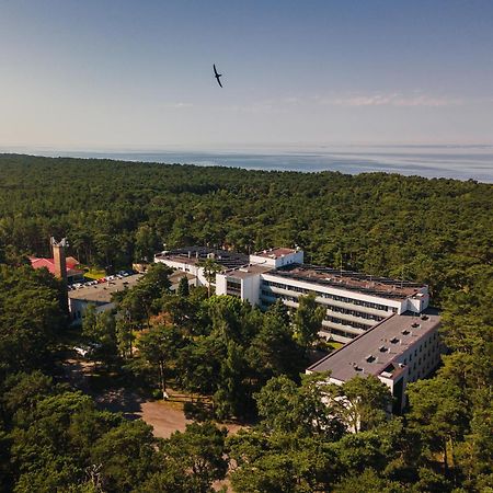 Osrodek Delfin Rewita Hotell Jurata Exteriör bild